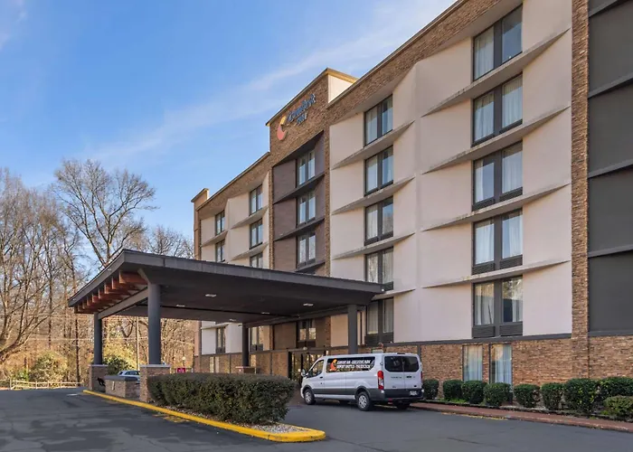 Comfort Charlotte Airport Uptown