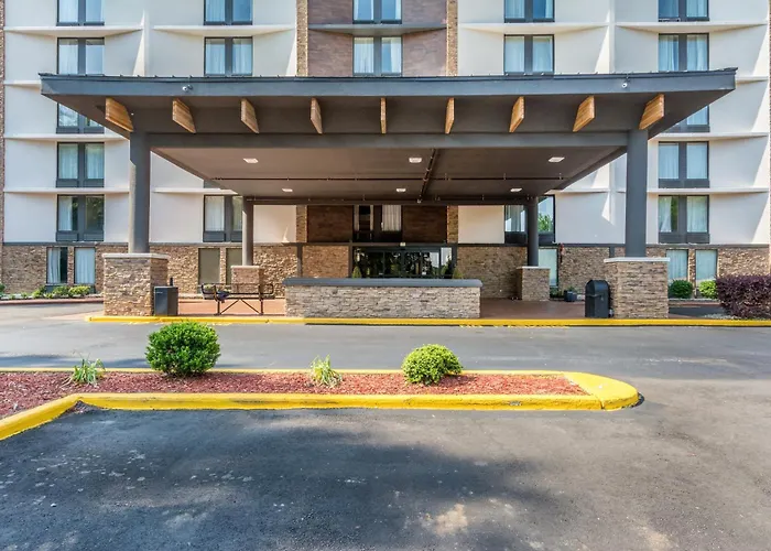 Comfort Charlotte Airport Uptown